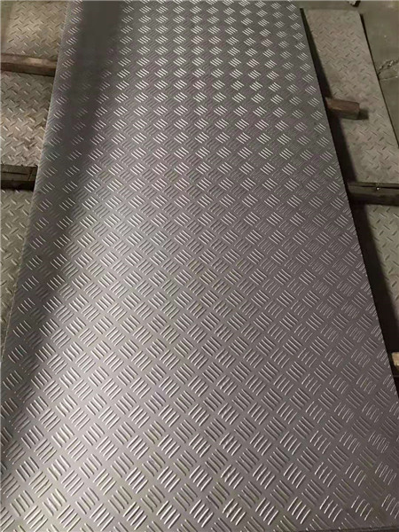 310S, 316L, 321 medium and thick plate non-slip stainless steel plate