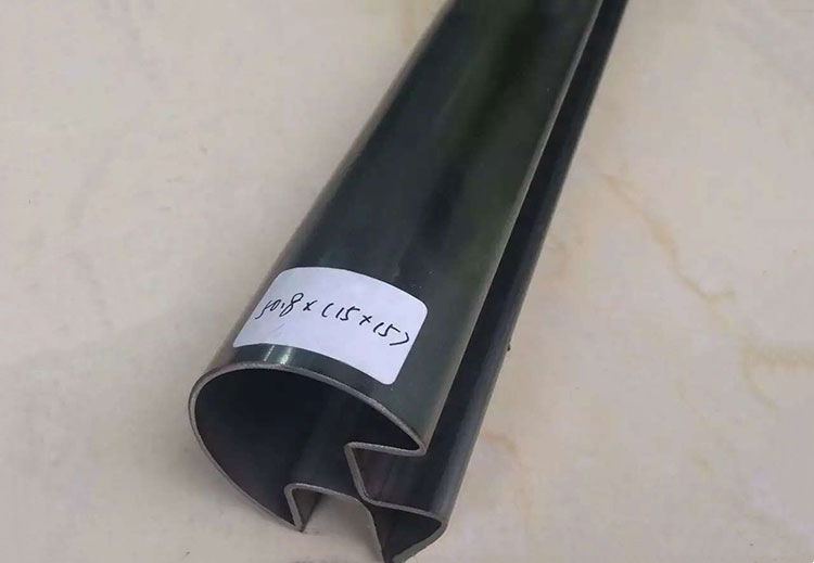 90°度不锈钢夹玻璃异型管