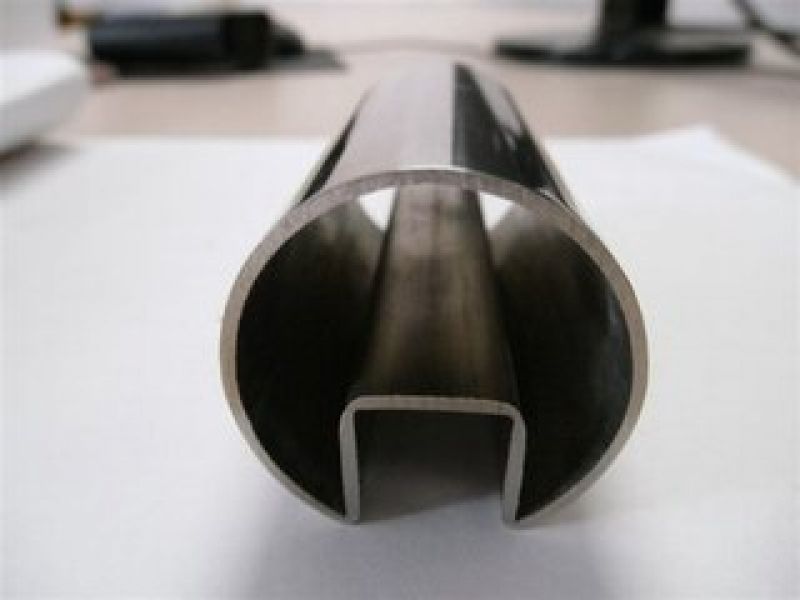 广东不锈钢异型管生产厂家表示我国不锈钢异型管热轧生产工艺差距大